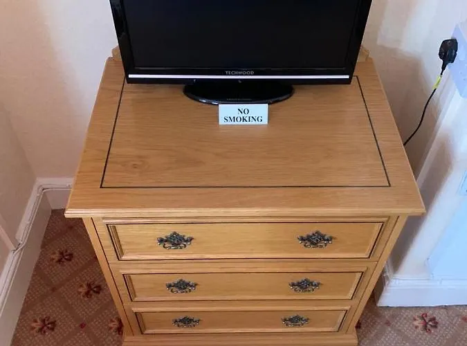 The Redcliffe * Scarborough