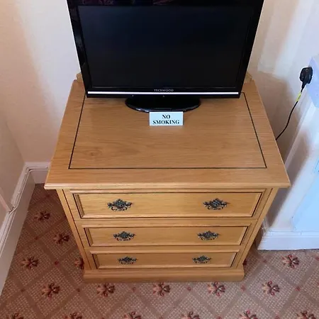 The Redcliffe * سكرابورو